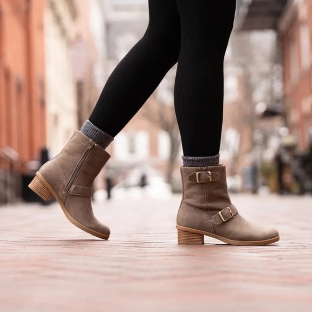 NEW DANSKO Delphine leather boot bootie 36 stone waterproof